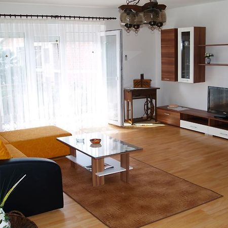 Apartment Marijana, Free Parking سيلتسي الغرفة الصورة